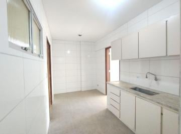 Apartamento · 49m² · 1 Quarto · 1 Vaga · Apartamento para alugar em Centro de 49.00m² com 1 Quarto e 1 Garagem