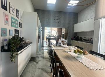 Casa · 360m² · 3 Quartos · 2 Vagas · Casa para venda em Jardim Cambuí de 360.00m² com 3 Quartos, 1 Suite e 2 Garagens
