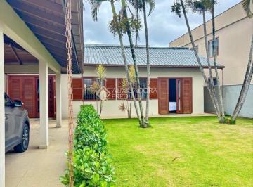 Casa · 184m² · 3 Quartos · 3 Vagas · Casa ampla com 3 dormitórios e de alto padrão no Jardim Eldorado, Palhoça
