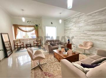 Casa · 294m² · 4 Quartos · 2 Vagas · Casa para venda em Jardim América de 293.90m² com 4 Quartos, 4 Suites e 2 Garagens
