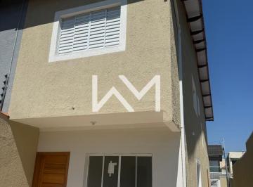 Casa · 2 Quartos · 2 Vagas · Sobrado à venda no Jardim Santa Clara, Guarulhos – 2 dormitórios, suíte, quintal e 2 vagas!