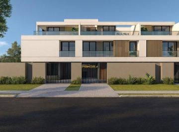 Casa de 3 quartos, Curitiba · Sobrado Triplex Alto Padrão no Bairro Guabiroruba - 3 quartos todos suítes, Terraço e 2 vagas