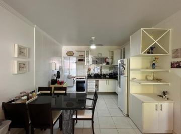 Foto 01 · Village em Condomínio à Venda em Guarajuba, Camaçari-BA 3 Quartos, 3 Suítes, 104,09 m² na Praia de
