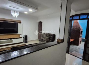 Casa · 208m² · 3 Quartos · 2 Vagas · Sobrado à venda no Jardim Alzira Franco - 208 m² privativos, 3 dormitórios, banheira, 2 vagas e chur