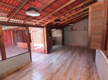 Casa · 175m² · 2 Quartos · 2 Vagas · Casa 2 dormitórios sendo 1 suíte para locação no bairro Aberta dos Morros, Porto