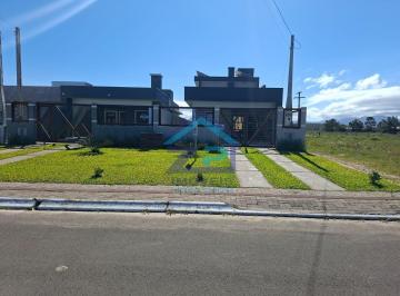 Casa · 151m² · 2 Quartos · 2 Vagas · Sobrado à venda no bairro Centro - Arroio do Sal/RS