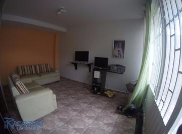 Sala · Casa Triplex 4 Quartos Á Venda no bairro São Judas em Guarapari-ES.