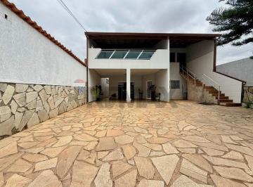 Casa · 420m² · 7 Quartos · 7 Vagas · Sobrado dos Sonhos em Samambaia Sul - DF