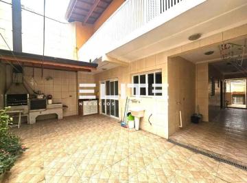 Casa · 237m² · 4 Quartos · 2 Vagas · Sobrado com 237 m² e 4 dormitórios à venda - Vila Guiomar. Santo André/SP