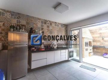 Casa · 350m² · 4 Quartos · 4 Vagas · Casa residencial para aluguel com 4 quartos e 2 suítes em Rudge Ramos