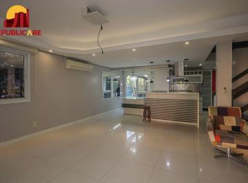 Casa · 217m² · 3 Quartos · 4 Vagas · Casa em Bairro exclusivo e condominio fechado com infra estrutura