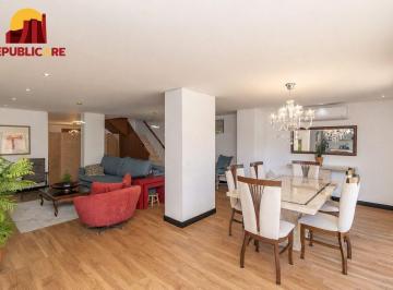 Casa · 250m² · 3 Quartos · 2 Vagas · Casa a venda no bairro Jardim Bôtanico