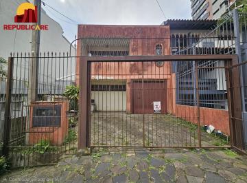 Casa · 250m² · 5 Quartos · 2 Vagas · SOBRADO COM MUITO ESPAÇO NO BAIRRO RIO BRANCO!
