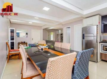 Casa · 226m² · 4 Quartos · 2 Vagas · Casa com 4 quartos suíte e churrasqueira - Passo da Areia,