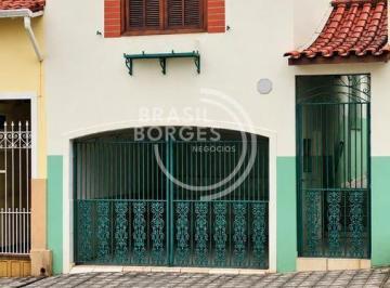 Casa · 132m² · 3 Quartos · 1 Vaga · Casa reformada Rua Aparecida