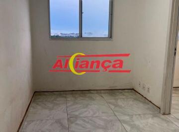 Apartamento · 34m² · 2 Quartos · 1 Vaga · Apartamento com 34m² à locação, 2 quartos, 1 vaga no Centro de Guarulhos/SP