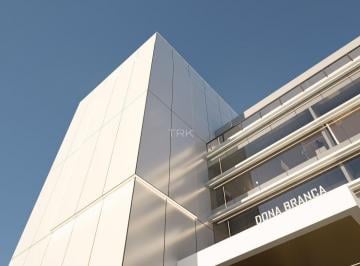 Comercial · 304m² · 3 Vagas · Transforme especialidade em identidade, a cada 8 horas.