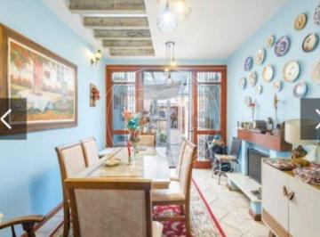 Casa · 240m² · 3 Quartos · 2 Vagas · Casa à venda no Campo Belo - 240m², 3 dormitórios, 1 suíte e 2 vagas