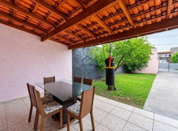 01f98405dff42af9523b4a52630841882dbcd576 · Casa à Venda no Residencial Jundiaí com Quintal e Ponto Comercial..