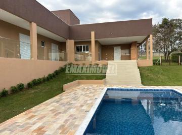 Casa · 1026m² · 3 Quartos · 6 Vagas · Casa térrea com 3 quartos para alugar no Residencial Vale do Lago em Sorocaba/SP