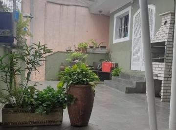 Comercial · 323m² · 3 Quartos · 4 Vagas · Imóvel Renda com 3 dormitórios em Osasco