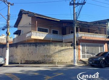 Casa · 273m² · 4 Quartos · 3 Vagas · Sobrado com 4 dormitórios em Osasco
