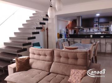 Casa · 200m² · 3 Quartos · 3 Vagas · Sobrado com 3 dormitórios em Osasco