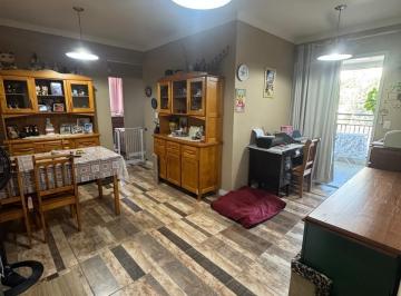 Casa · 267m² · 2 Quartos · 2 Vagas · Casa Térrea com 2 dormitórios em Osasco