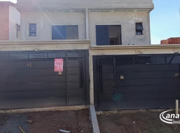 Casa · 90m² · 2 Quartos · 2 Vagas · Sobrado com 2 dormitórios em Osasco