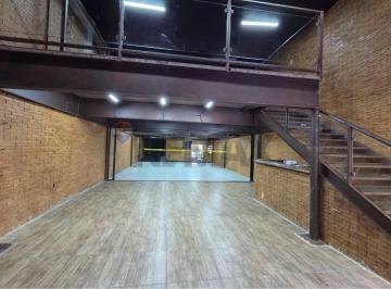 Comercial · 375m² · 2 Vagas · Sala Comercial para alugar em Vila Seixas de 375.00m² com 2 Garagens