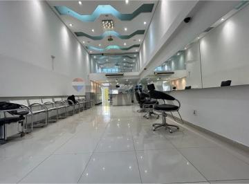 Comercial · 150m² · Sala Comercial para alugar em Vila Hortência de 150.00m²