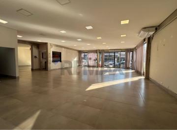 Comercial · 213m² · Sala Comercial para alugar em Centro de 213.00m²