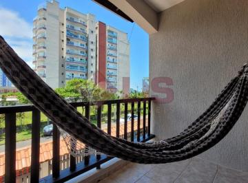 Casa · 80m² · 2 Quartos · 1 Vaga · Vende-se sobrado a poucos passos do Aruan com 2 suítes, oportunidade imperdível!