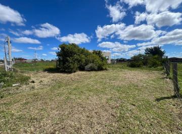Terreno · 300m² · Terreno com rua asfaltada a venda em Cidreira | Diego Imoveis |