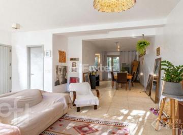 75beb192 · Casa, 3 dormitórios, 167.76 m², em Mont Serrat