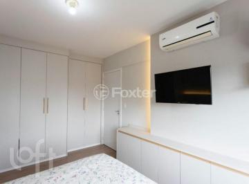 c0eee433 · Apartamento, 2 dormitórios, 72.27 m², em Centro