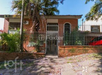 b96e080f · Casa, 4 dormitórios, 247.77 m², em Cristal