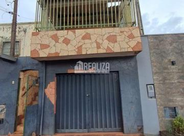 img0 · Casa com 2 Quarto(s) e 1 banheiro(s) para Alugar, 10 m² por R$ 1000 / Mês