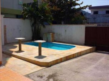 20150916_133301 · CASA AMPLA COM PISCINA BALNEARIO CAMBORIU