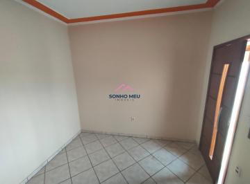 Foto 01 · Excelente imóvel com 2 dormitórios, sala, cozinha, toda de laje, lavanderia coberta, 2 vagas de gara