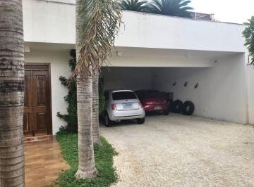 Photo 1 · Casa comercial disponível para locação no bairro Morada da Colina em Uberlândia-MG