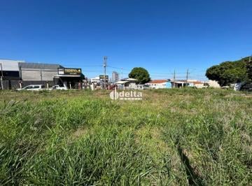Photo 1 · Terreno comercial disponível para locação no bairro Carajás em Uberlândia-MG