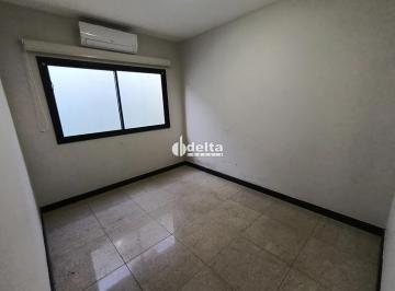 Photo 1 · Sala disponível para locação no bairro Centro em Uberlândia-MG
