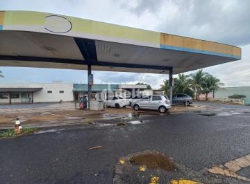NULL · Loja disponível para locação no bairro Daniel Fonseca em Uberlândia-MG.