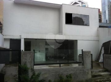 Casa · 240m² · 6 Vagas · Sobrado à venda em Itaim bibi - SP
