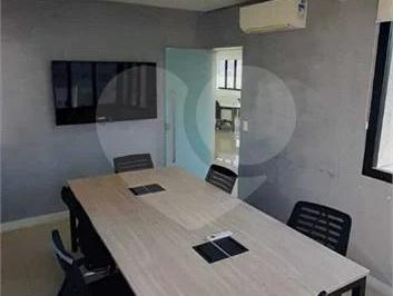 Comercial · 30m² · 1 Vaga · Salas à venda em Santa cecília - SP