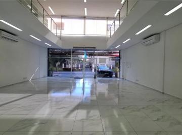 Casa · 270m² · 3 Vagas · Sobrado à venda em Indianópolis - SP
