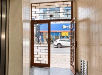 entrada-predio · Conjunto/Sala para Venda - 85m², 0 dormitórios, Centro