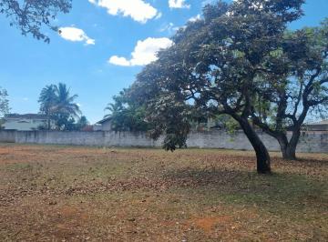 Terreno , Brasília · CONDOMINIO MANSÕES ITAIPU. LOTE PLANO ,MURADO, EXELENTE LOCALIZAÇÃO,1377M2 DE ÀREA,PREÇO 800 MIL.