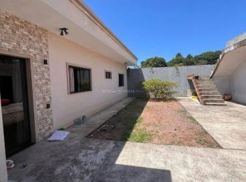02a9f43a017251535bfaa366f5a62a6b · Casa com Salas Comerciais à Venda no Balneário Jardim Pérola do Atlântico – Ideal para Morar e Inves